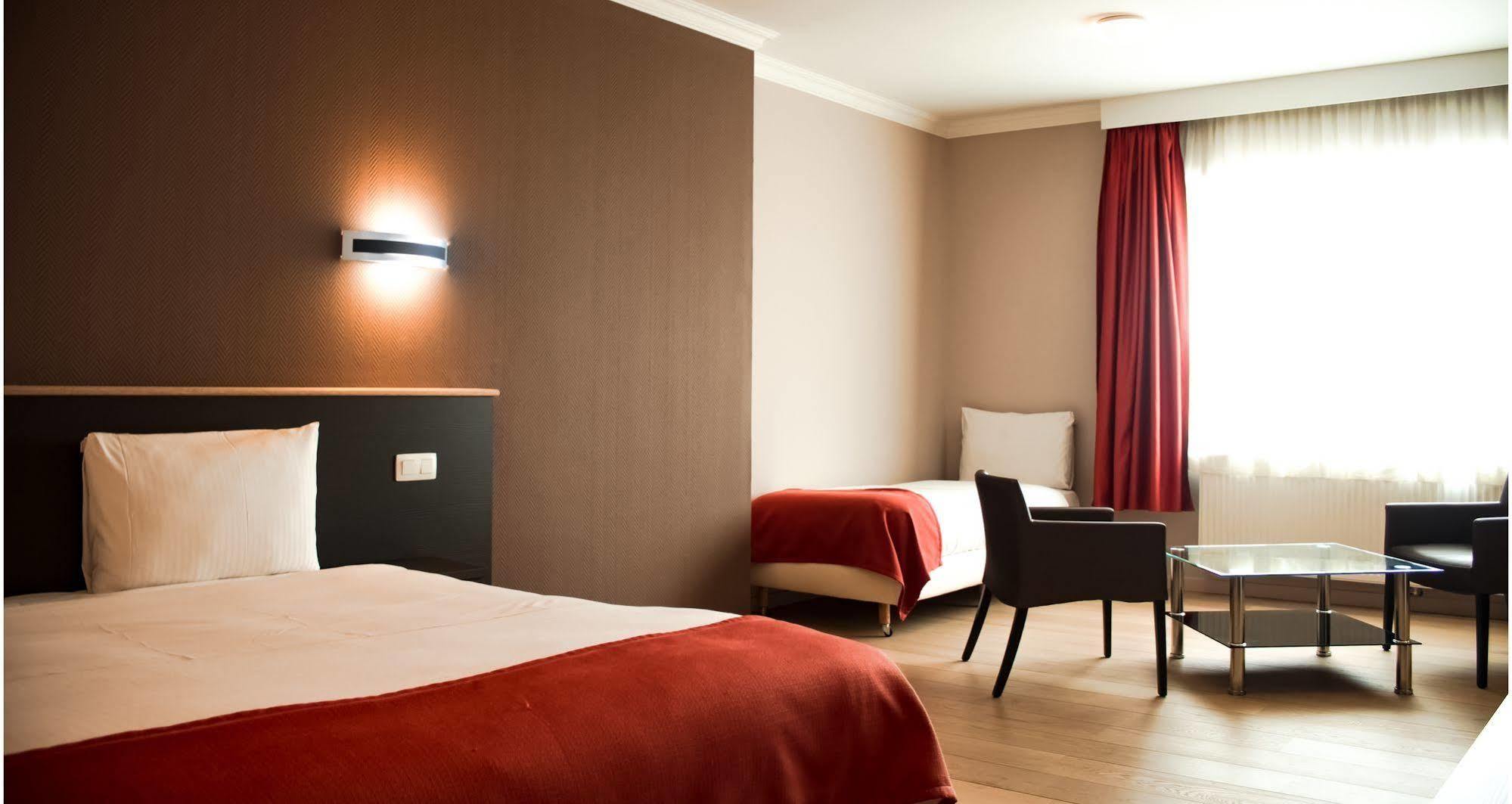 Hotel Taormina Brussels Airport Zaventem Exterior foto